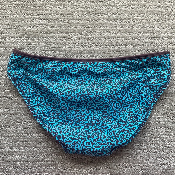 Athleta Bikini Set - Picture 6 of 8